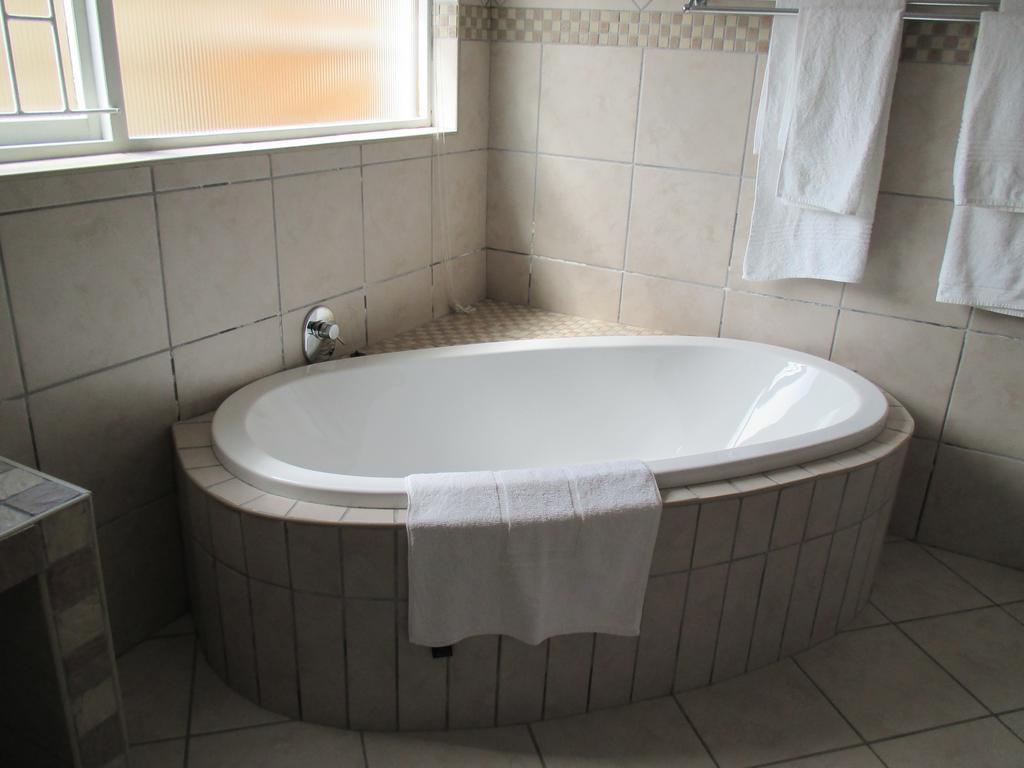 Guest House Arosfa Моссел-Бей Номер фото